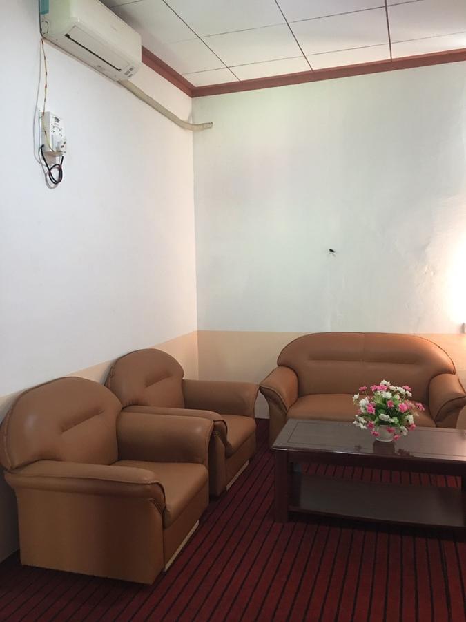 Wun Tawp Garden Hotel Myitkyinā Екстериор снимка